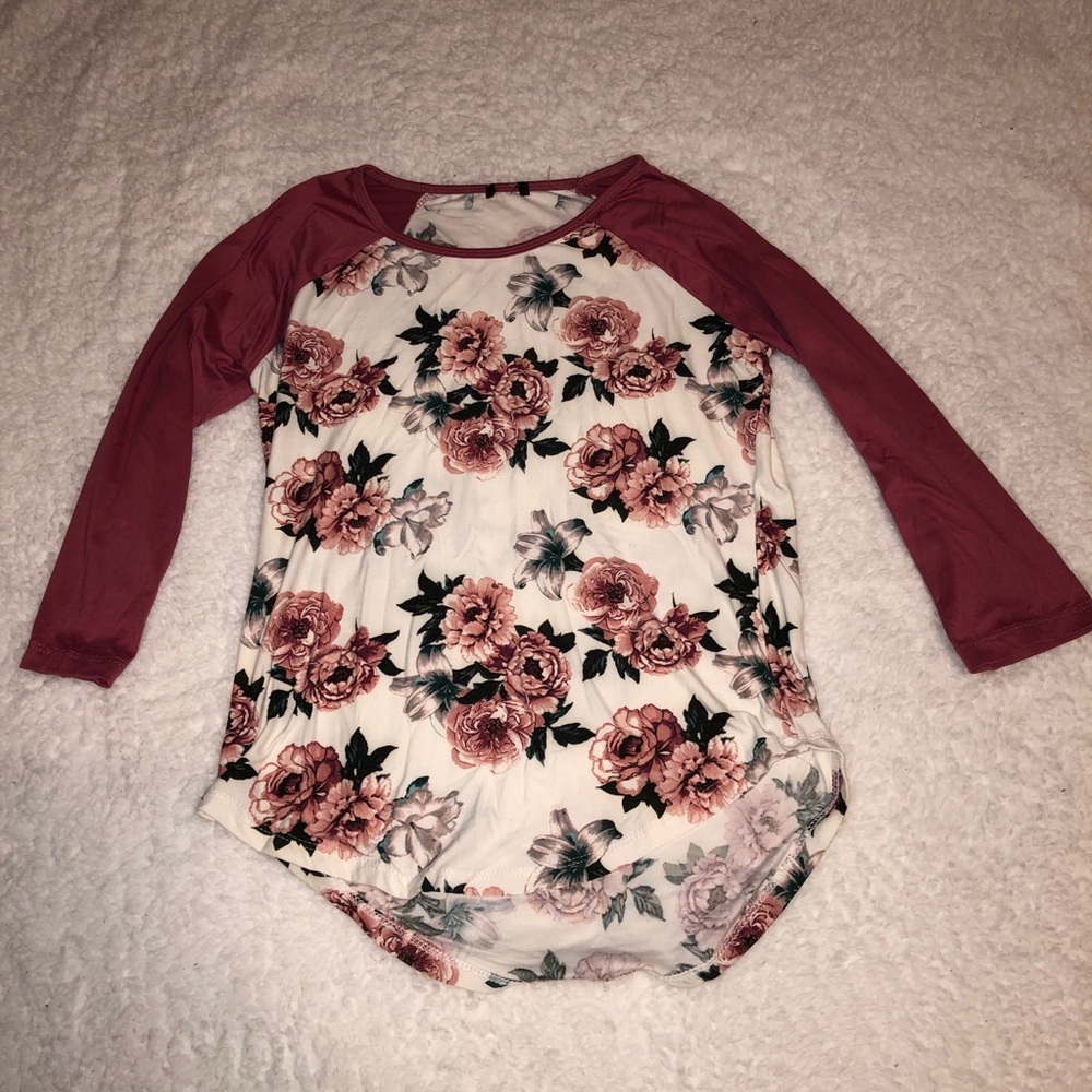 Rue 21 Floral Blouse Size S / Rue 21 Floral Top Size S / 3/4 Sleeve Top Size S